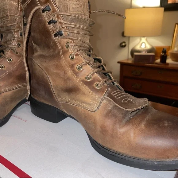 Ariat Lace up Men’s Boots - Picture 2 of 16